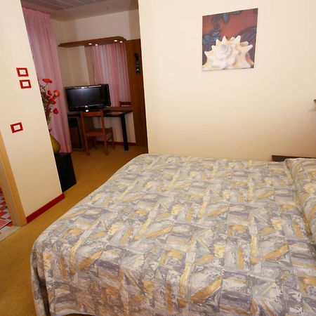 El Cid Campeador Hotel Rimini Exterior photo