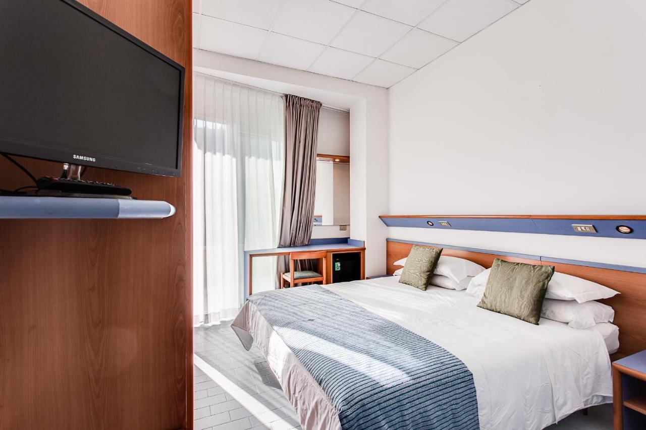 El Cid Campeador Hotel Rimini Exterior photo