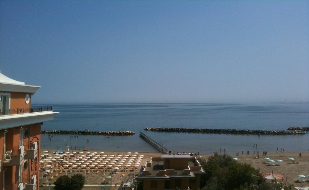 El Cid Campeador Hotel Rimini Exterior photo