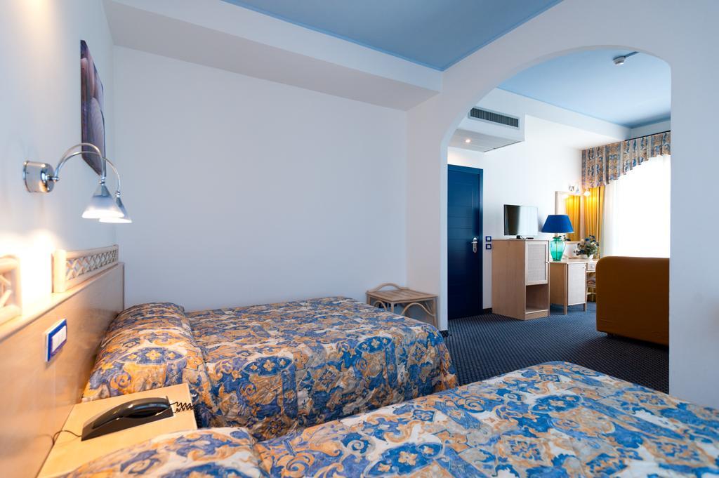 El Cid Campeador Hotel Rimini Exterior photo