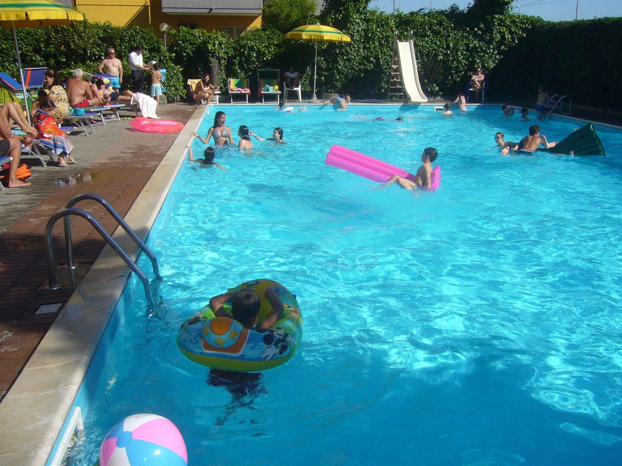 El Cid Campeador Hotel Rimini Exterior photo